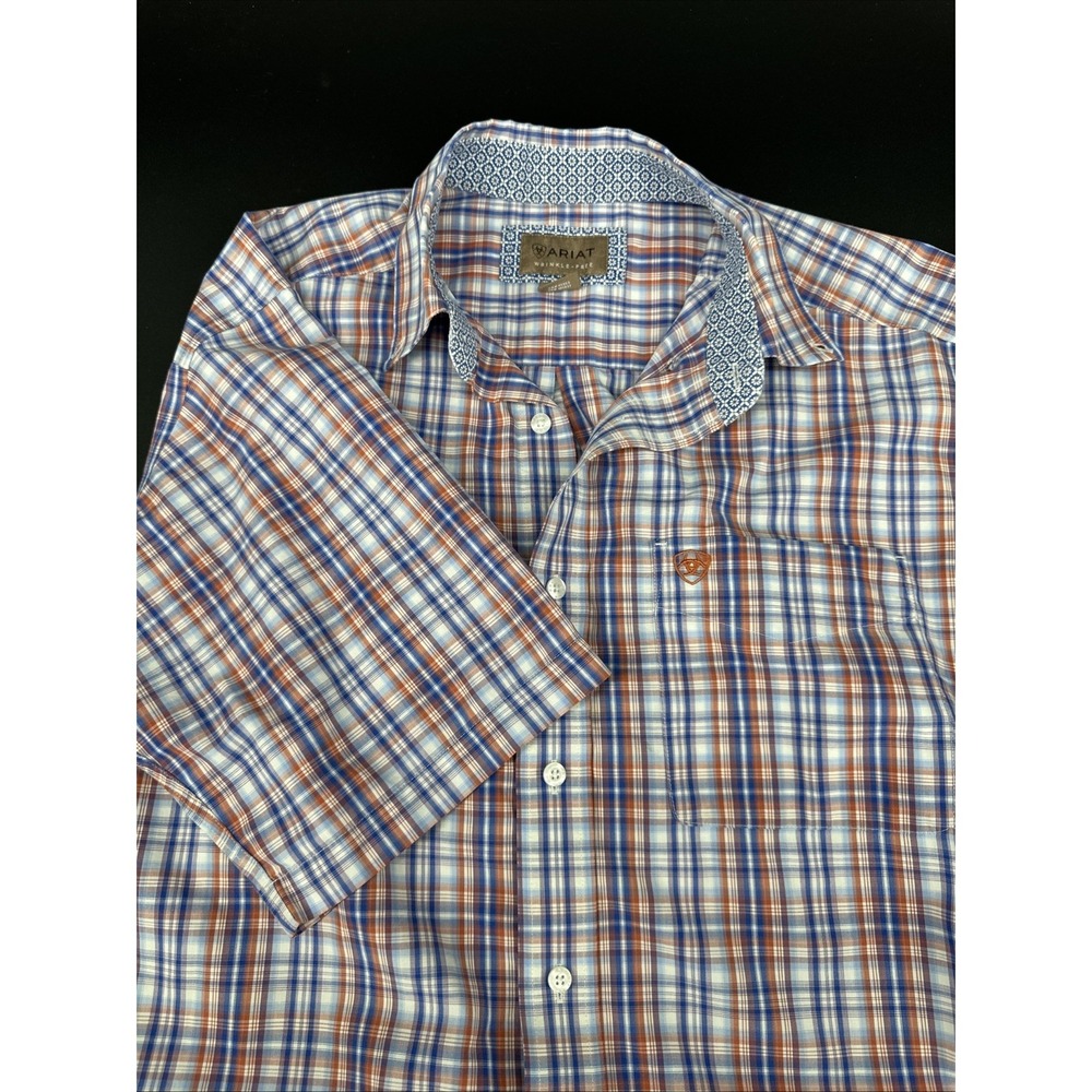 Ariat short sleeve button up Wrinkle Free Shirt men's Medium CA45953